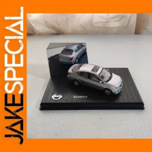 1:43 Nissan Sunny Diecast Model Car