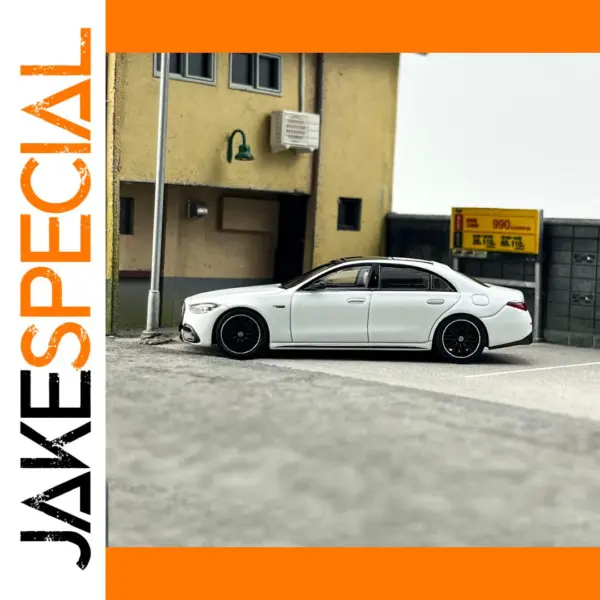 Die cast 1:64 Alloy S63 E Passenger Car Model Collection