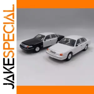 1:64 Scale Diecast Ford Crown Model Car