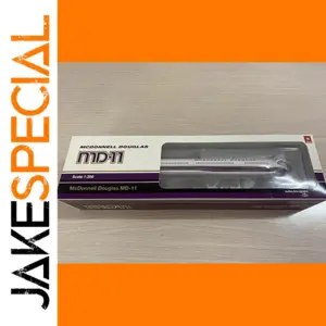 McDonnell Douglas MD-11 1:200 Model Aircraft