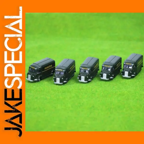 2pcs Metal Model Delivery Trucks 1:100 Scale