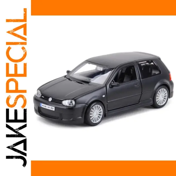 Maisto 1:24 Volkswagen Golf R32 Diecast Model