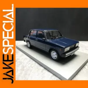 1/18 Scale Lada 2105 Soviet Car Model