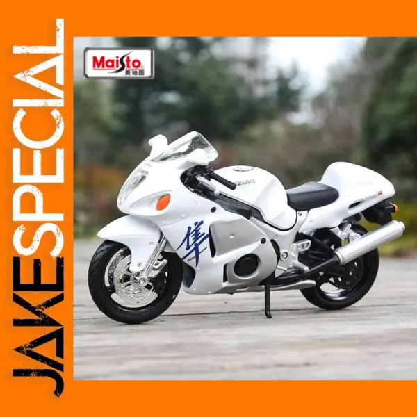 Maisto 1:18 Suzuki Hayabusa GSX-1300R Diecast Motorcycle