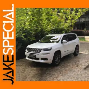1:18 Scale Jeep Commander Alloy Model Car