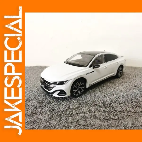 1:18 Scale Diecast 2021 Alloy Car Model