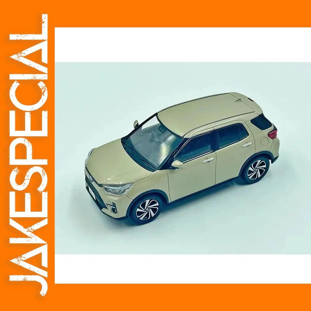 RAIZE 1:30 Diecast Alloy Car Model Display 1 RAIZE 1:30 Diecast Alloy Car Model Display
