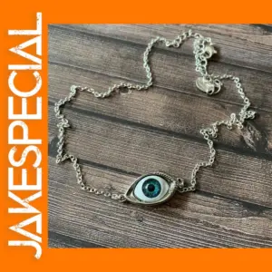 Gothic Eye Pendant Necklace for All Occasions