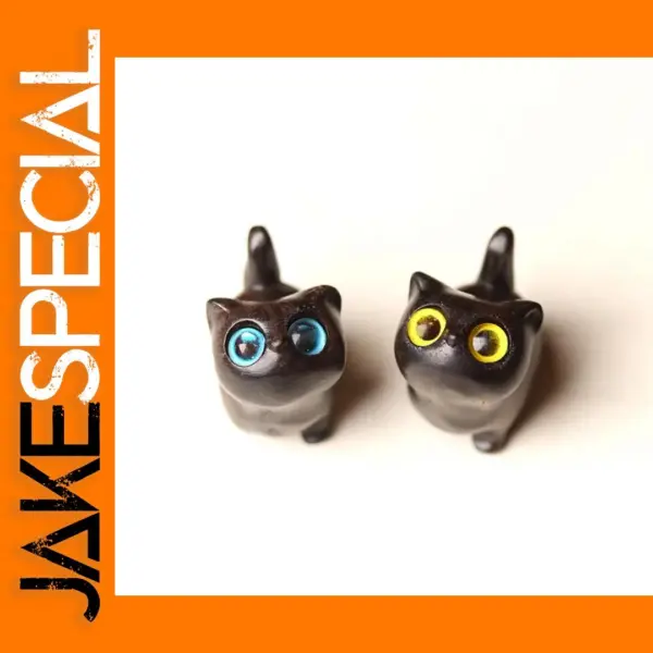 Handmade Green Sandalwood Cat Figurines 1.4 inches