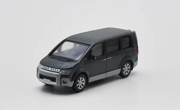 JERREN 1:64 Scale Delica Diecast Car - Image 6