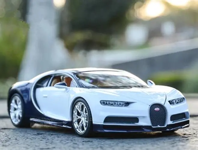 1:24 Bugatti Veyron Chiron Diecast Model Car 10 1:24 Bugatti Veyron Chiron Diecast Model Car - Image 10