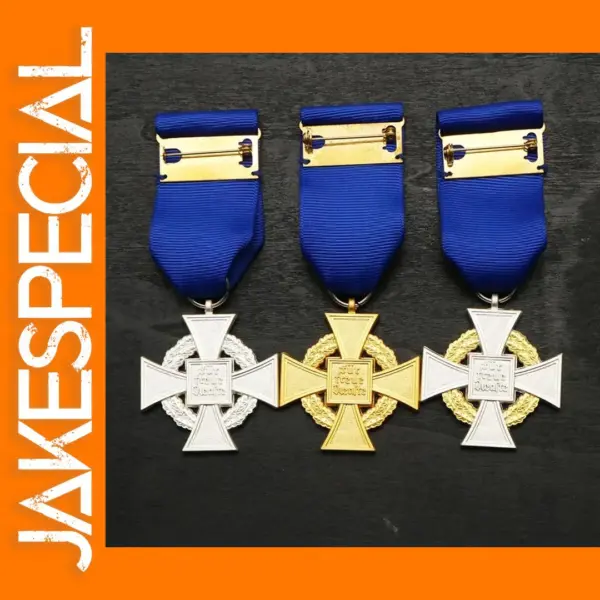 Germany Cross Honor Badge Metal Lapel Pin