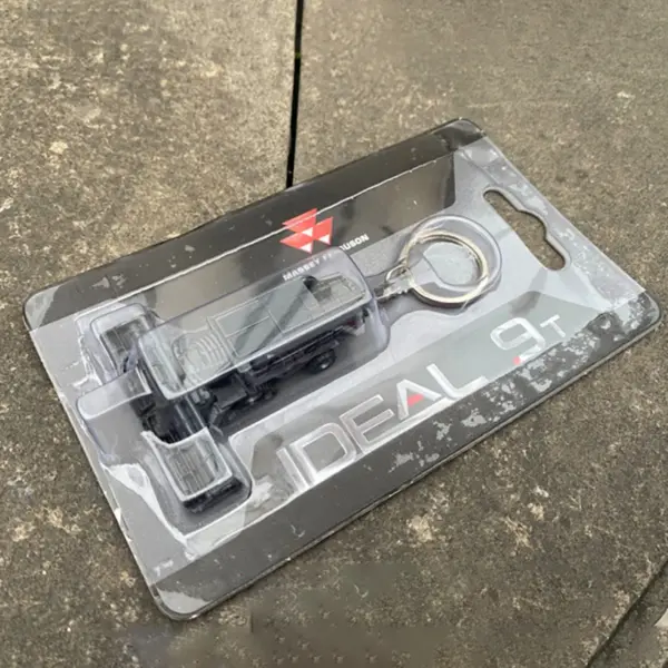 UH Massey Ferguson 9T Alloy Keychain Model - Image 3