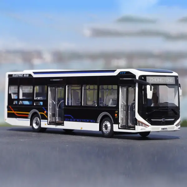 1:42 Scale Zhongtong Electric City Bus Model - Image 2