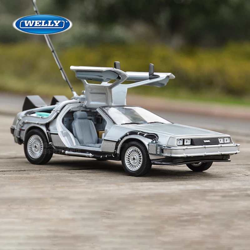 WELLY 1:24 DeLorean DMC-12 Diecast Model Car 7 WELLY 1:24 DeLorean DMC-12 Diecast Model Car - Image 7