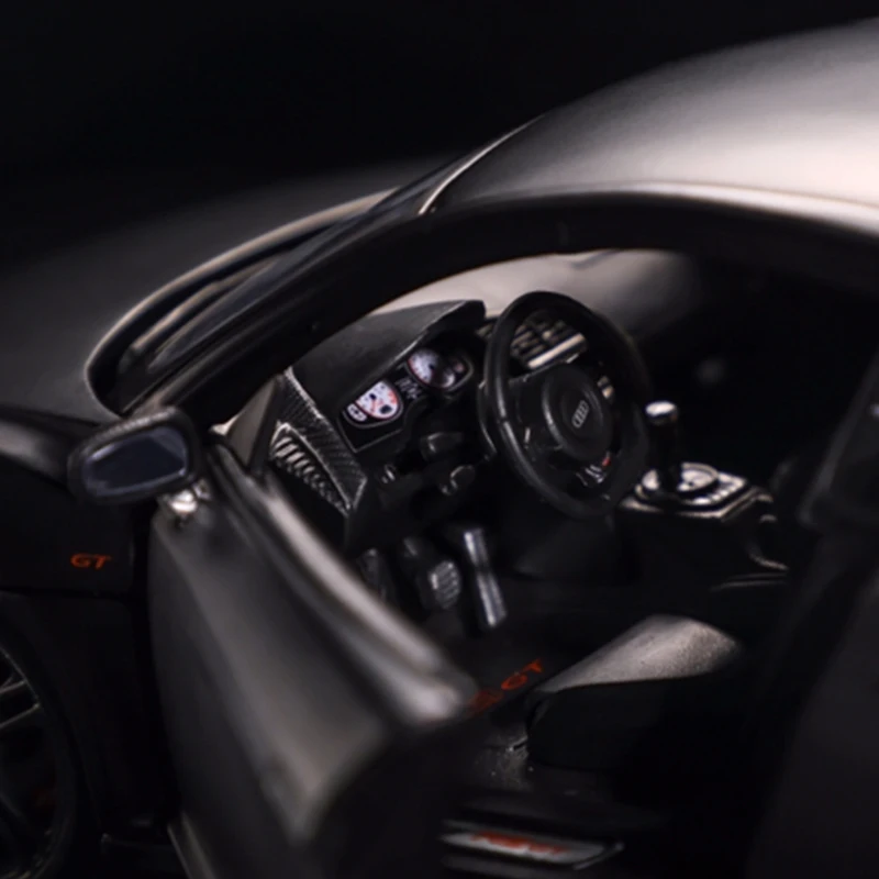 Maisto 1:18 Audi R8 Alloy Diecast Model Car 5 Maisto 1:18 Audi R8 Alloy Diecast Model Car - Image 5