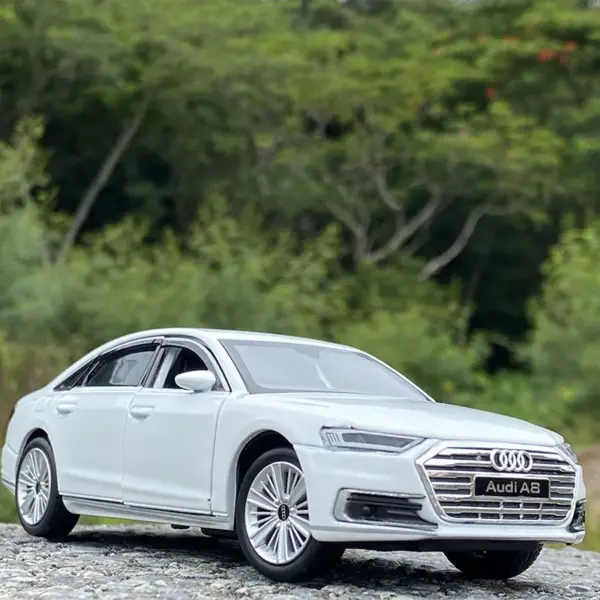 1:32 Audi A4 A6 A7 A8 Diecast Model Car - Image 5