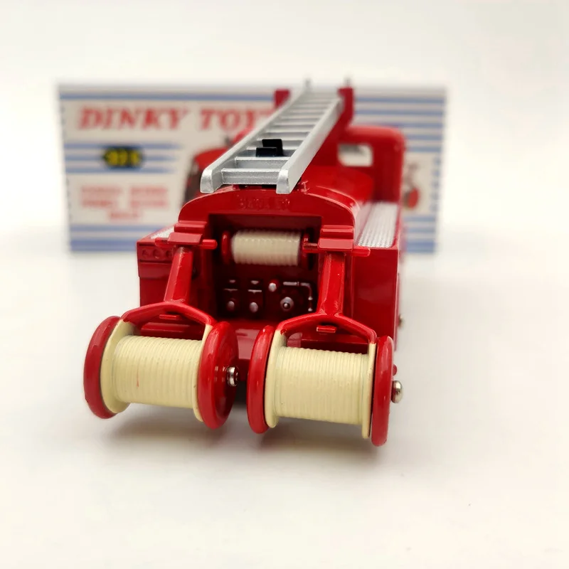 Atlas Dinky Toys 32E Fire Truck Model 5 Atlas Dinky Toys 32E Fire Truck Model - Image 5