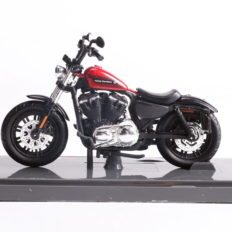Maisto 1:18 Harley-Davidson Forty Eight Diecast Model 5 Maisto 1:18 Harley-Davidson Forty Eight Diecast Model - Image 5