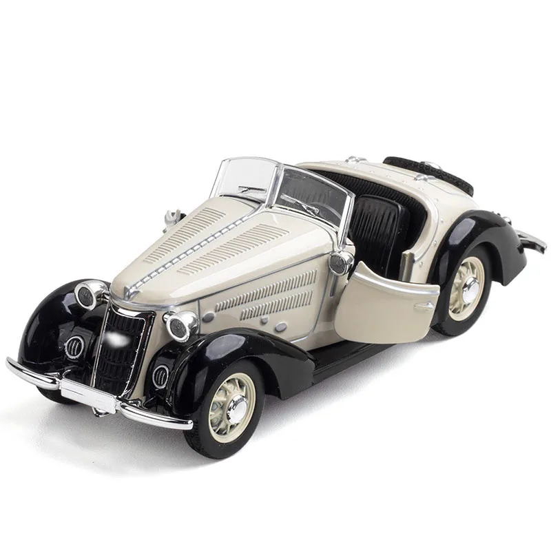1/32 Alloy Die Cast Convertible Classic Car Model 5 1/32 Alloy Die Cast Convertible Classic Car Model - Image 5