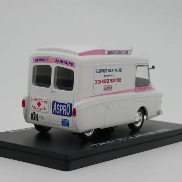Maisto 1:43 Citroen HY Van Diecast Model - Image 4