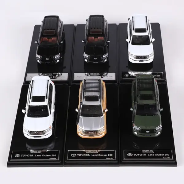 GCD 1:64 LC200 Off-Road Diecast Model - Image 4