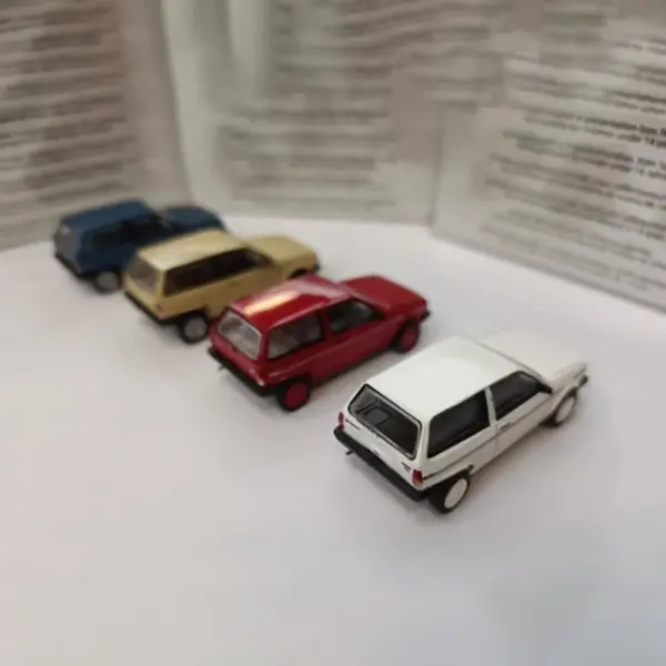 Premium ClassiXXs PCX 1:87 Scale Polo II Model - Image 3
