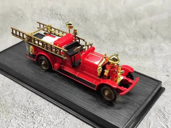 Vintage 1924 Ahrens Fox Fire Truck Model - Image 5