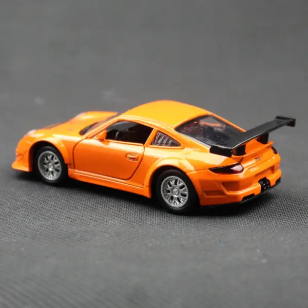 1/39 Porsche 911 GT3 RSR Diecast Model Car - Image 5
