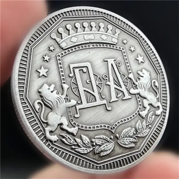 Russian Antique Coin Badge with Lion Crown Pattern - Image 2