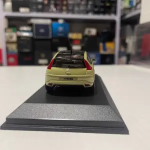 S05389fe53cec4e0db8186d16b32644ddu