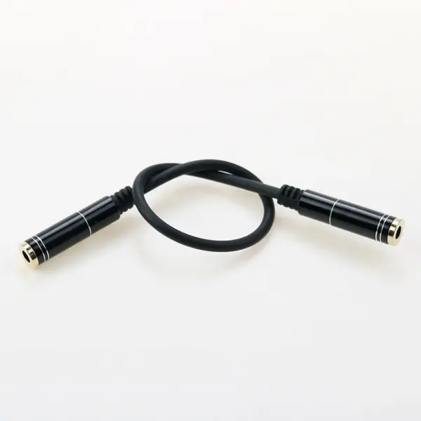 3.5mm Female-to-Female Audio Extension Cord - Image 4
