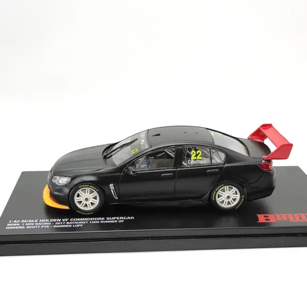 Biante 1:43 HOLDEN VF COMMODORE Diecast Model - Image 6