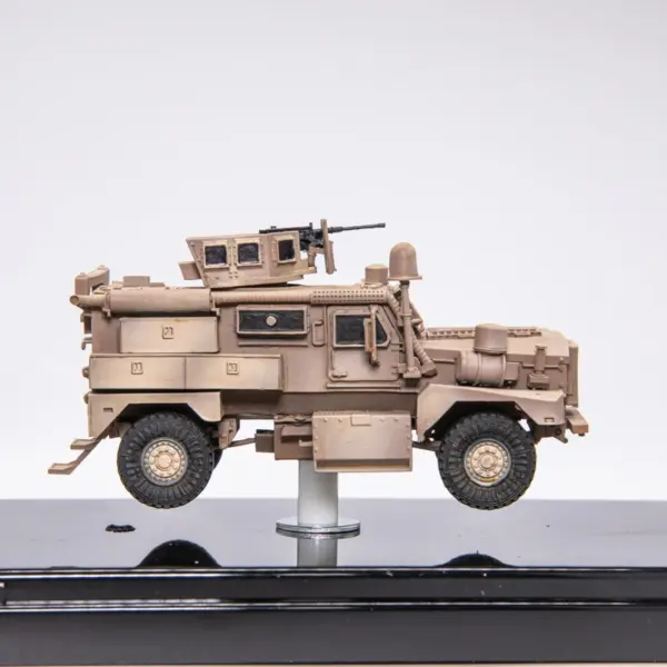 American MRAP Panther Resin Model 1:72 Scale - Image 4