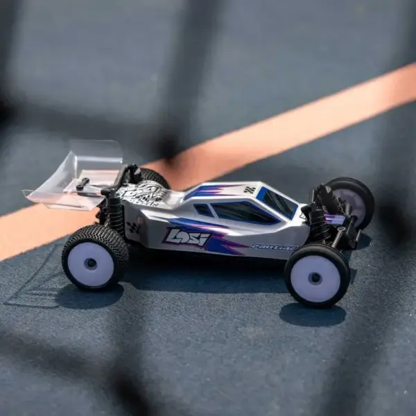Losi 1/24 Micro-B 2WD Off-Road RC Buggy - Image 2