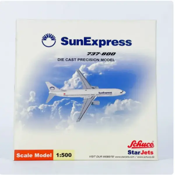 Turkish Airlines B737 Diecast Model 1/500 - Image 3