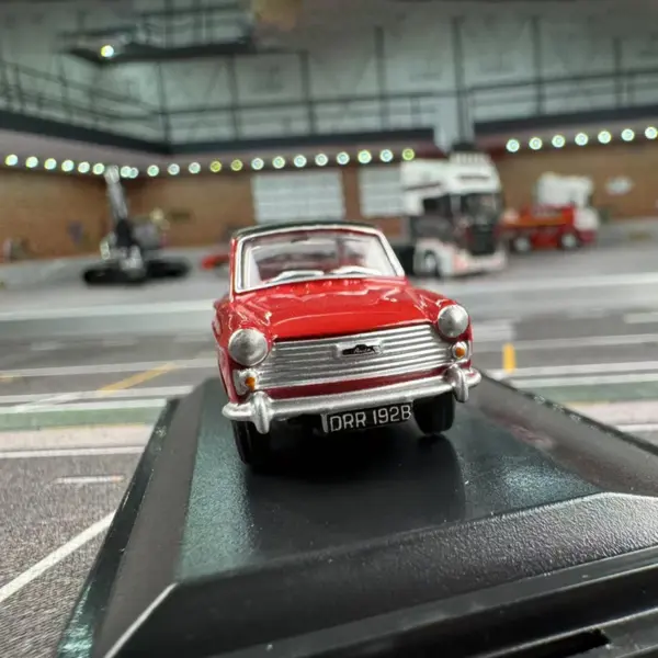 Oxford 1:76 Diecast Alloy Austin A40 Model - Image 4