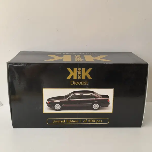 Diecast 1:18 BMW 740i Car Model Collectible - Image 6