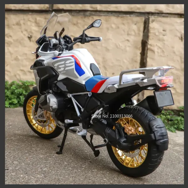 1:9 R1250 GS Suzuki Hayabusa Motorcycle Model - Image 6