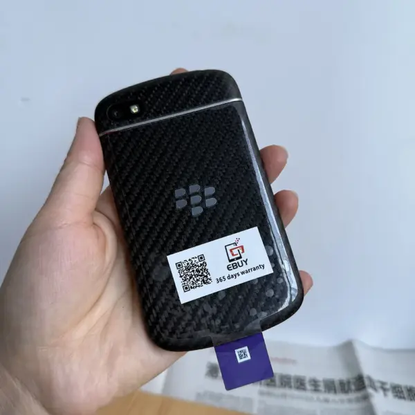 BlackBerry Q10 Vintage Cellphone with QWERTY Keyboard - Image 4
