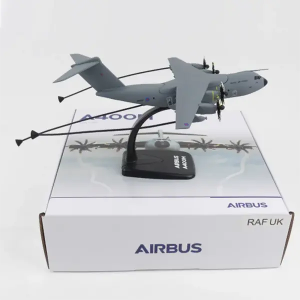 Scale 1:200 A400M Transport Aircraft Display Model - Image 5