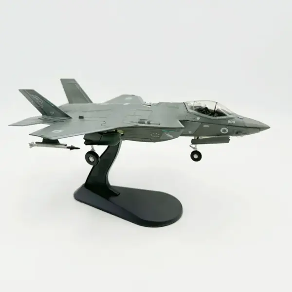 Diecast F-35I Fighter Model 1/72 Scale Air Force - Image 3