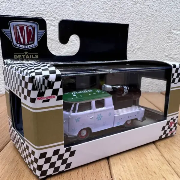 Diecast 1:64 VW 1959 T1 Van Model Ornament - Image 6