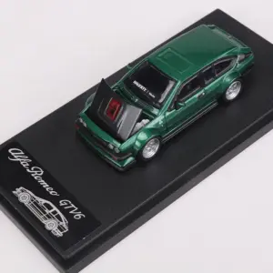 1:64 Romeo GTV6 Alloy Model Car with Opening Hood 9 S1217e2da790d4a6e90bccabe0baddeb7C