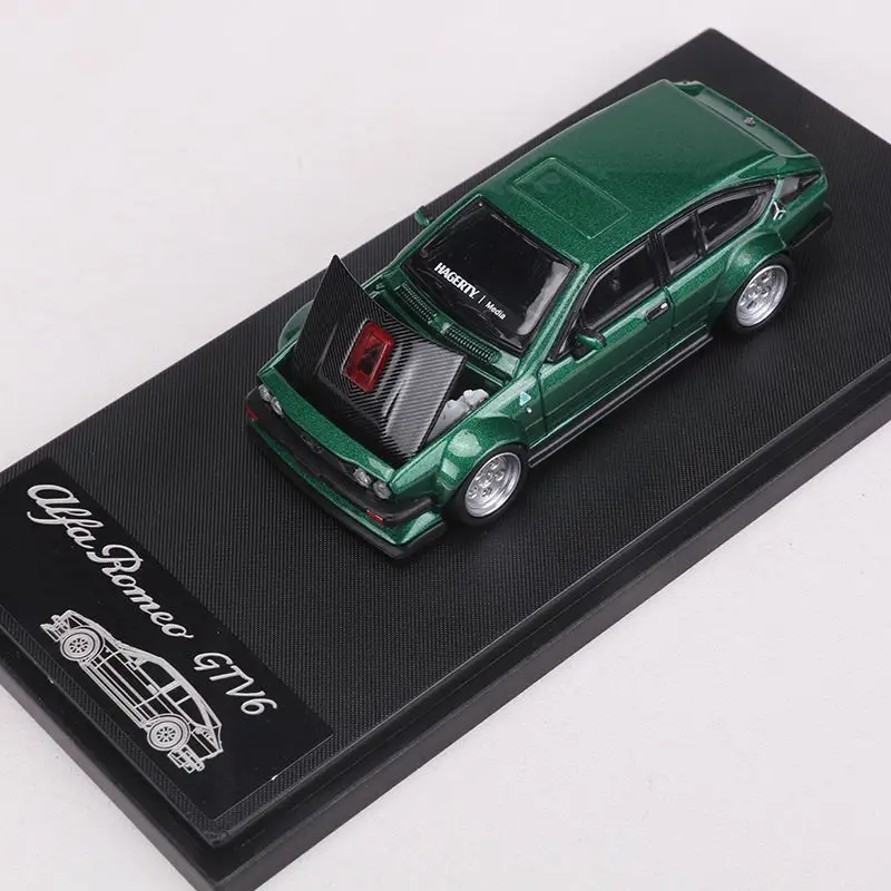 1:64 Romeo GTV6 Alloy Model Car with Opening Hood 3 1:64 Romeo GTV6 Alloy Model Car with Opening Hood - Image 3