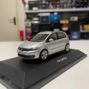 Schuco 1:43 Golf Plus 2009 Alloy Car Model 11 S159b3622966d4318a65167163ee2eeecf 1