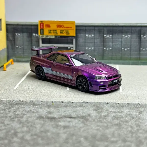 Diecast Nissan SKYLINE GT-R R34 Z-TUNE 1/64 Scale Model - Image 6