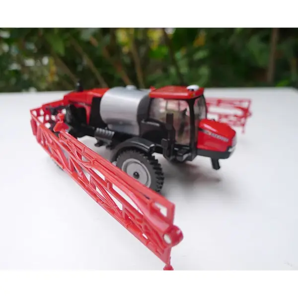 ERTL 1:64 Scale SPX3320 Tractor Sprayer Alloy Model - Image 3