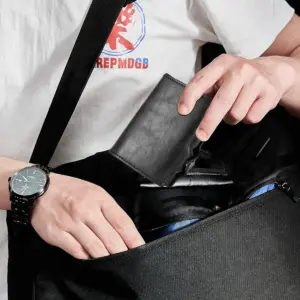 Rfid Carbon Fiber Wallet for Airtag Men 16 S1693593b77744ff49f5b6336244783fbR 1