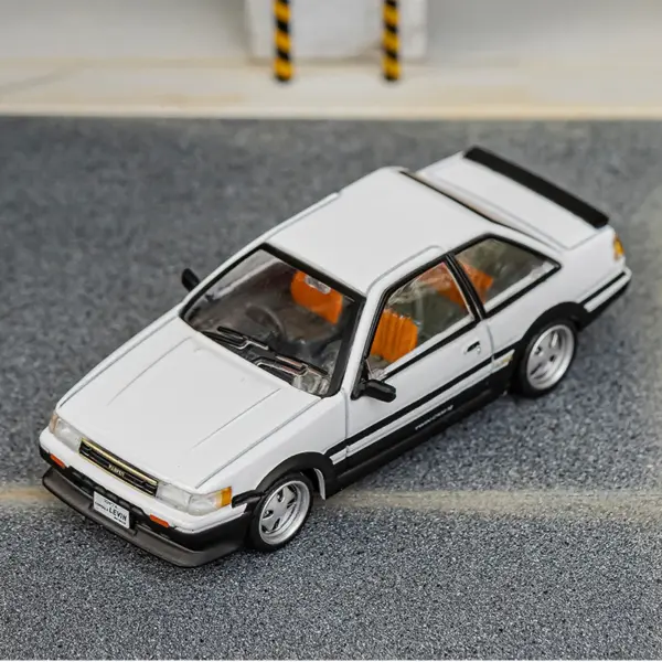 DCT 1:64 AE86 Diecast Model Car - Image 10